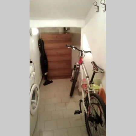 Trilocale A Vicino Al Centro Apartamento